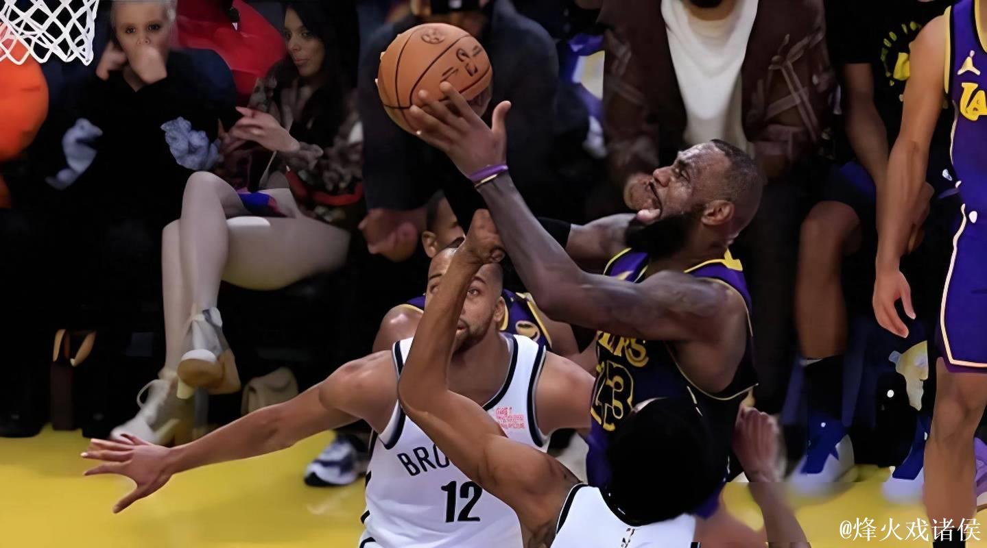 詹姆斯29+8里夫斯38分 湖人无浓眉仍艰难战胜篮网 詹姆斯29+8里夫斯38分 湖人无浓眉仍艰难战胜篮网